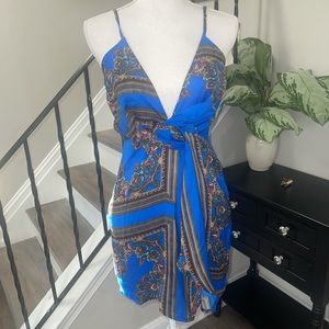BLUE SCARF MINI DRESS SIZE 6 NEW WITHOUT TAGS NEVER WORN